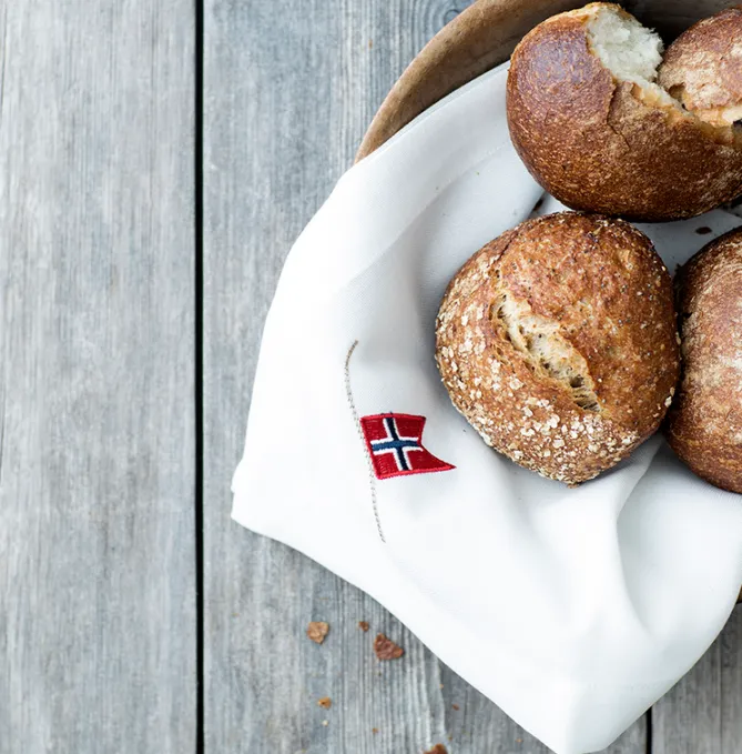 Langkilde & Su00f8n 6 stk servietter med norske flagg- Til Det Dekkede Bordet|Accessories