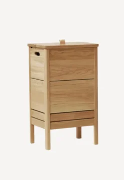 Form &amp; Refine A Line Skittentøyskurv -Eik- Hyller Og Garderobe