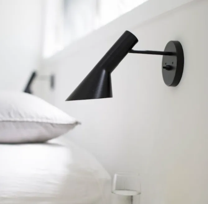 Louis Poulsen AJ – Vegglampe- Vegglampe