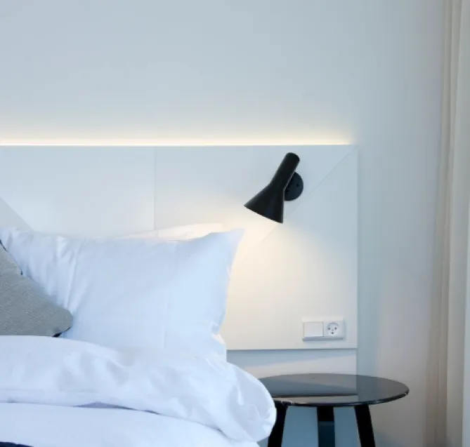 Louis Poulsen AJ – Vegglampe- Vegglampe