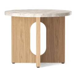 MENU Androgyne sidebord, base i eik- Bord