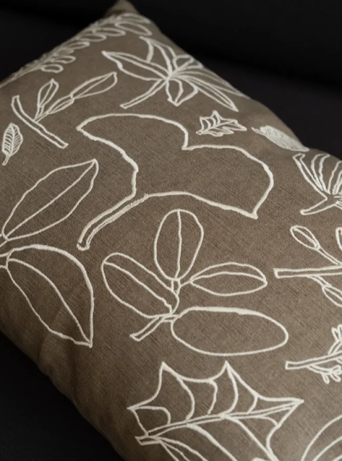 Fine Little Day Botanic Leaves -Brodert putetrekk- Puter