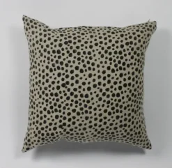 Olsson & Jensen Camille Putetrekk -Lin -50×50- Puter