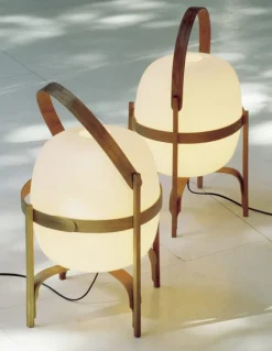 Santa &amp; Cole Cestita bordlampe- Bordlampe
