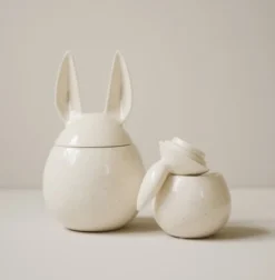 dbkd Eating rabbit – Stor – vanilla- Til Det Dekkede Bordet|Oppbevaring