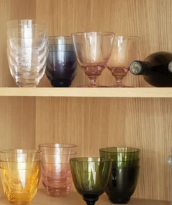 Holmegaard Flow glass med stett olivengrønn- Til Det Dekkede Bordet