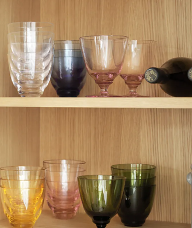 Holmegaard Flow glass med stett olivengrønn- Til Det Dekkede Bordet
