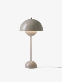 &amp;Tradition Flowerpot bordlampe VP3, grå/beige- Bordlampe