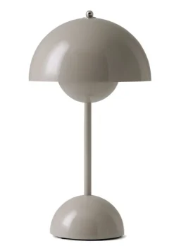 &amp;Tradition Flowerpot oppladbar bordlampe VP9, grey beige- Bordlampe