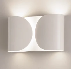 Flos Foglio – hvit- Vegglampe