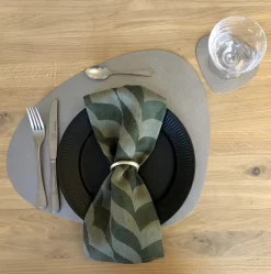 LindDNA Gift set – 4 stk table mat + 4 stk glass mat silver- Til Det Dekkede Bordet