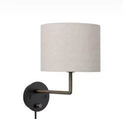 GUBI Gravity vegglampe, liten- antikk messing med skjerm – utstilling- Vegglampe