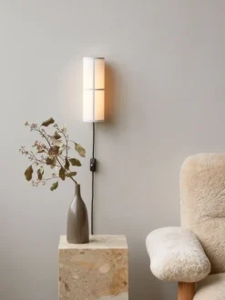 MENU Hashira Wall Lamp- Vegglampe