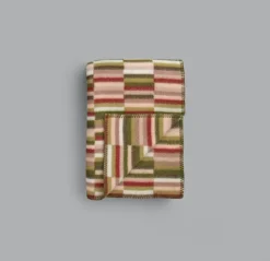 Ru00f8ros Tweed Ida – Olive Burgundy – Ullpledd- Pledd