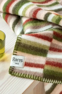 Ru00f8ros Tweed Ida – Olive Burgundy – Ullpledd- Pledd
