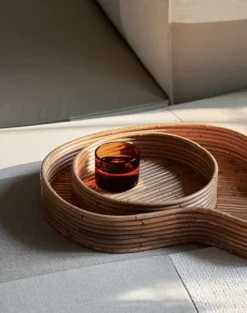 Ferm Living Isola Brett -Sett med 2 stk- Fat / Brett / Skåler