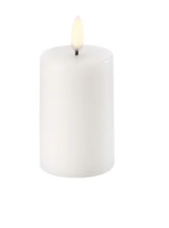 Uyuni Lighting LED Kubbelys – Hvit Ø5×7,5 cm- Lysestaker / Lyslykter / Lys