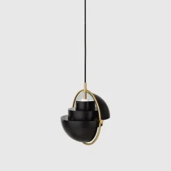 GUBI Multi-Lite Pendel – Charcoal black Brass small- Taklamper Og Plafond