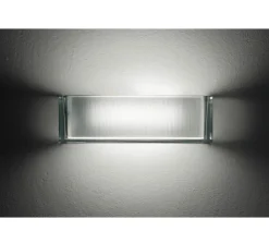 Flos On The Rocks Vegglampe -Kompaktrør- Vegglampe|Til Det Dekkede Bordet
