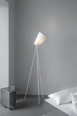 Northern Oslo Wood- Gulvlampe