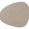 LindDNA Table mat curve L Light Grey- Til Det Dekkede Bordet