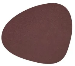 LindDNA Table mat curve L Plum- Til Det Dekkede Bordet