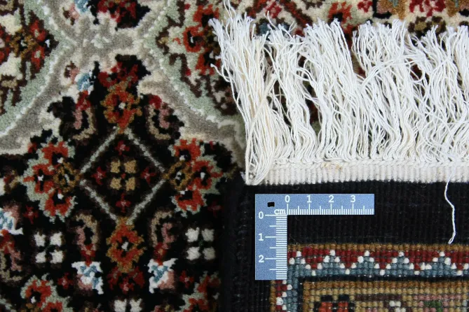 Rezas Tabriz Indi Black Cream gulvteppe- Gulvtepper