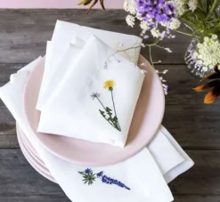 Langkilde &amp; Su00f8n Tøyserviett Flora – Lupin- Til Det Dekkede Bordet