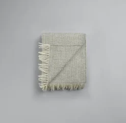 Ru00f8ros Tweed Vega Pledd – Grey- Pledd