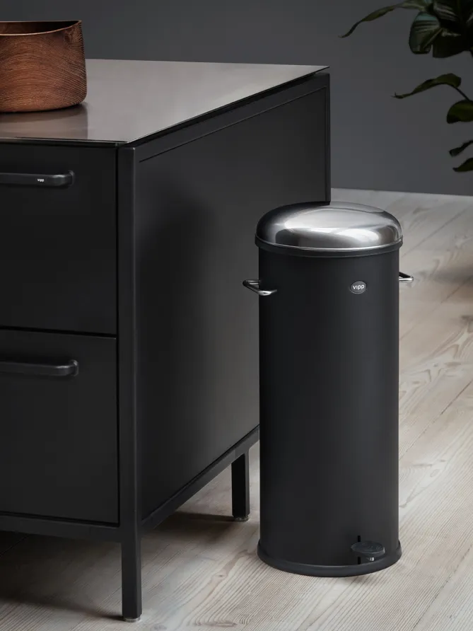 Vipp 17 Bøtte – pedalbøtte 30L, sort- Rent Hjem|Bad