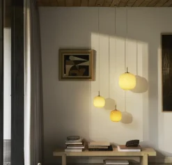 Louis Poulsen VL 45 – Radiohus – Gul, Ø250- Taklamper Og Plafond
