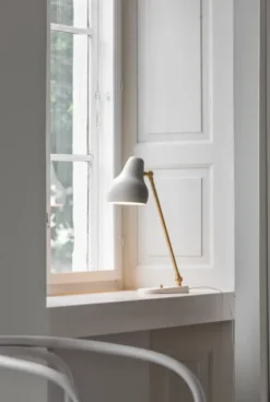 Louis Poulsen VL 38 Bord Hvit- Bordlampe