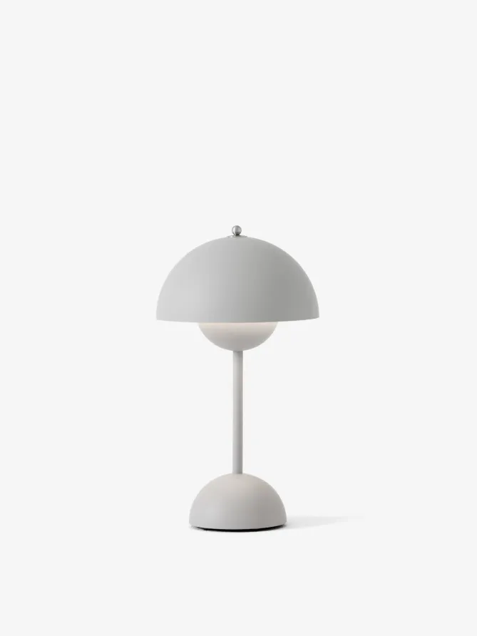 &Tradition VP9 Flowerpot oppladbar bordlampe , matt grå- Bordlampe