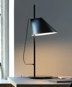 Louis Poulsen YUH – Bordlampe- Bordlampe